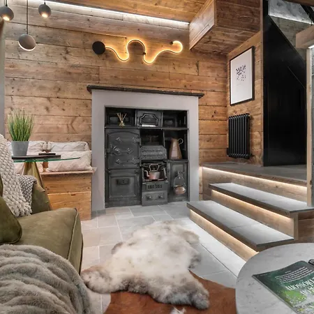 Coronation Cottages, Modernised 200-year-old District Getaway For Two Holiday home Lindale